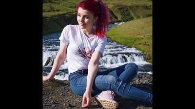 Eseye pa kom ak Streamer Olyasha 1080p (Metronòm)